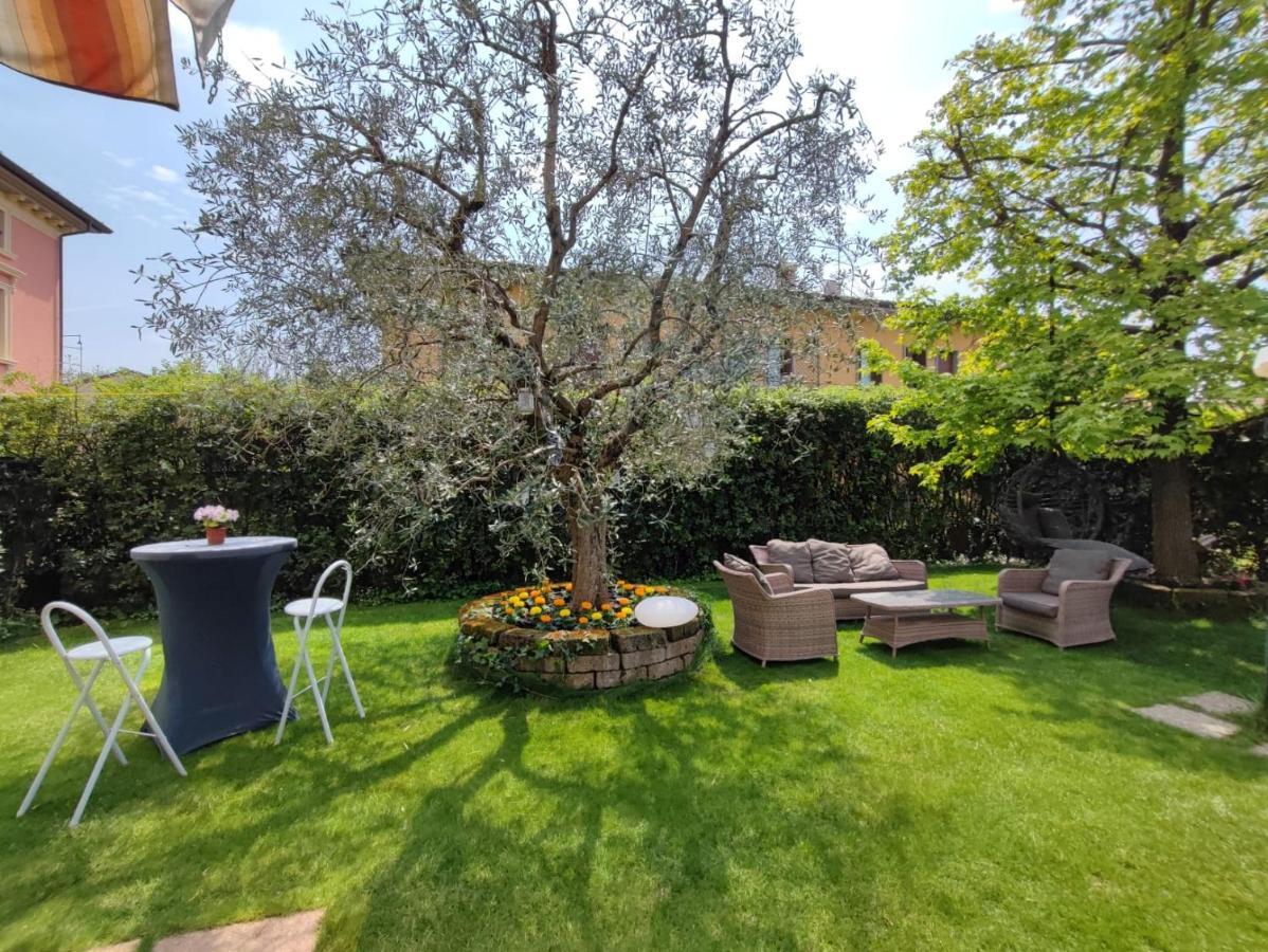 Private Garden Giardino Privato A Bardolino - House Amorino Bagian luar foto